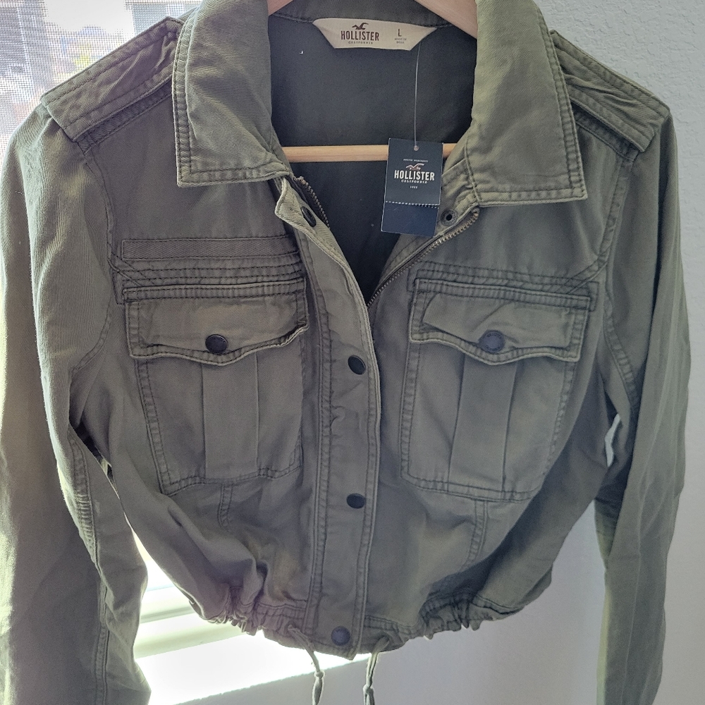 Hollister Khaki crop Jacket